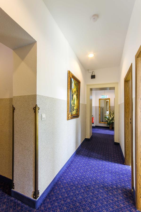 Hotel Weber Cologne Exterior photo